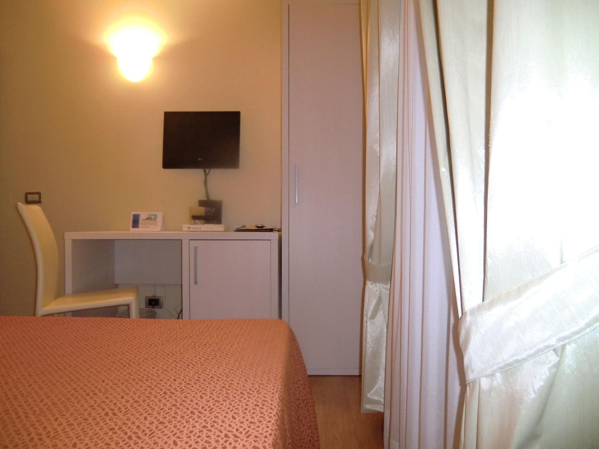 Hotel Cristoforo Colombo Osimo Exterior photo