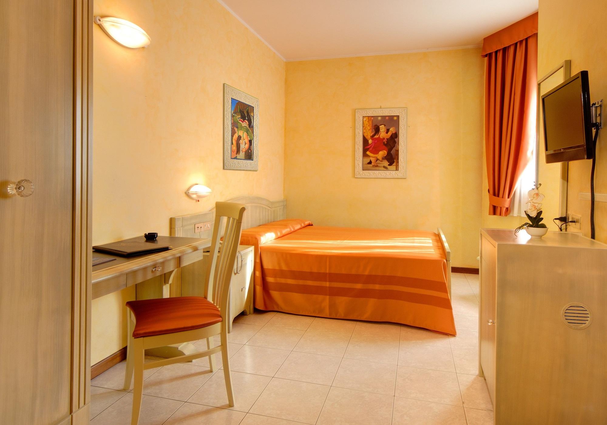 Hotel Cristoforo Colombo Osimo Exterior photo